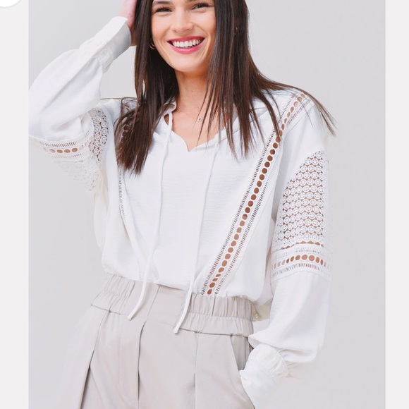 BROCHU WALKER Women's Kaia Blouse Top - Picture 3 of 13